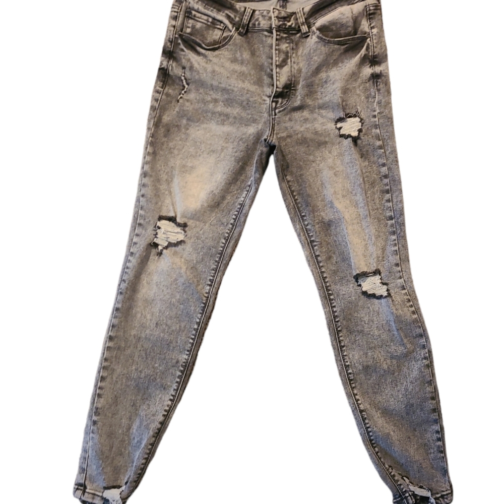 Light wash black denim jean